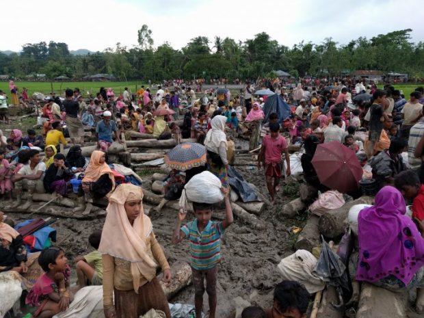 Pengungsi Rohingya di Bangladesh Capai 400 Ribu Orang