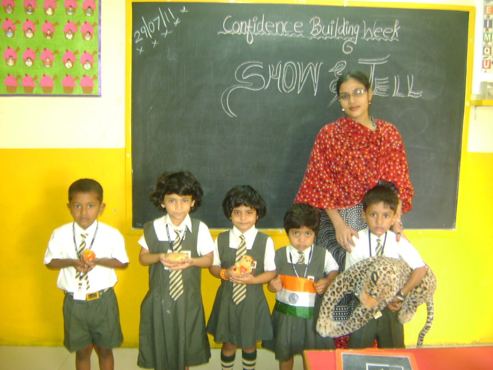 Slate The School Ameerpet Show And Tell LKG UKG
