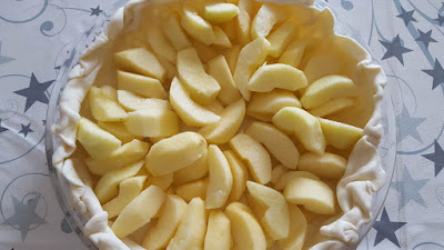 The easiest apple pie ever!