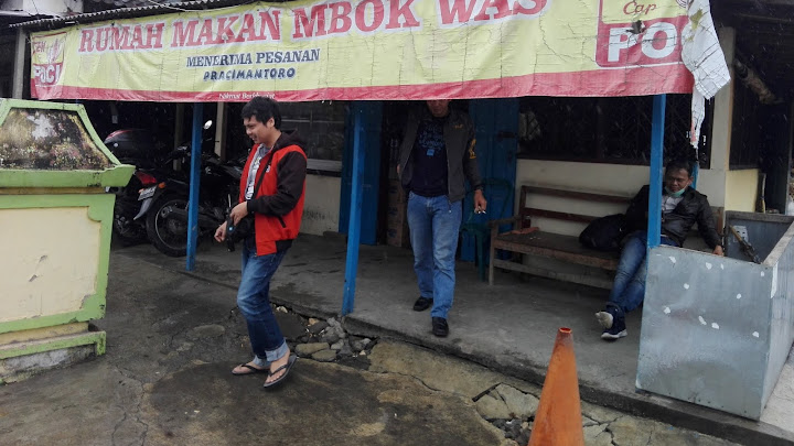 Pengalaman Wisata Kuliner di Warung Makan Mbok Was Pracimantoro - Jogjakarta Pengalaman Wisata Kuliner di Warung Makan Mbok Was Pracimantoro - Jogjakarta