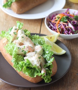 thai shrimp roll with kaffir lime mayo