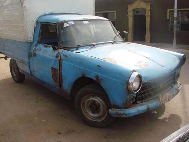 40+ Beat Up Car Pic Background