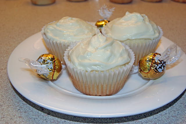 White Chocolate Truffle Cupcakes