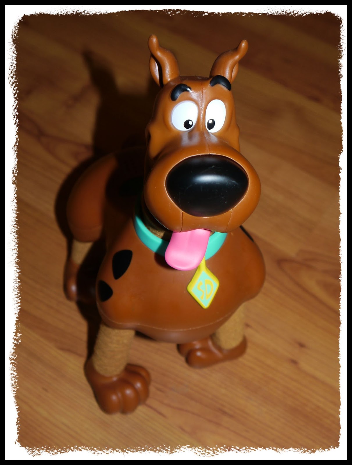 Inside the Wendy House Crazy Legs Scooby Doo toy review