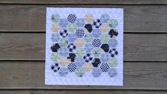 Henry Glass & Co. Sew Bee It fabric Modern hexies pillow