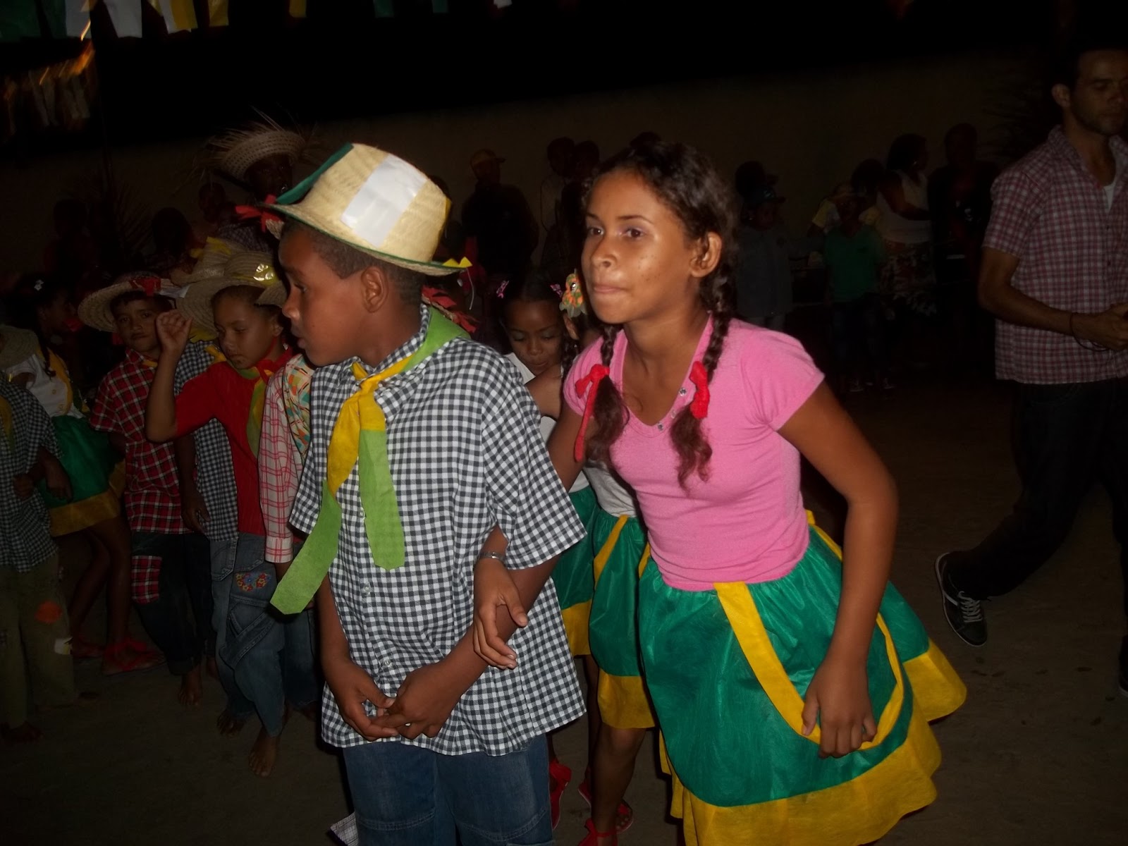 PROFESSOR KARLLOS São João Quadrilha mirim dos alunos