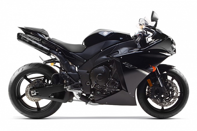 2013 yamaha r1 exhaust
