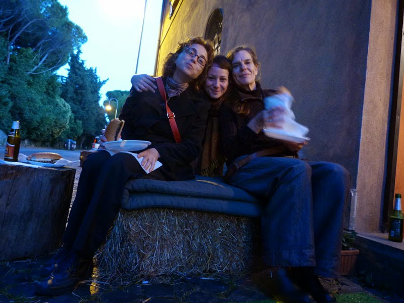 Com as amigas, aperitivo na Appia Antiga