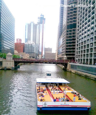 Lakefront Cruises and Architecture Tours in Chicago Illinois