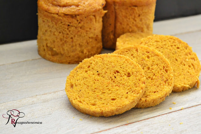 Pan de Espelta con aroma Cajún al vapor en olla rápida