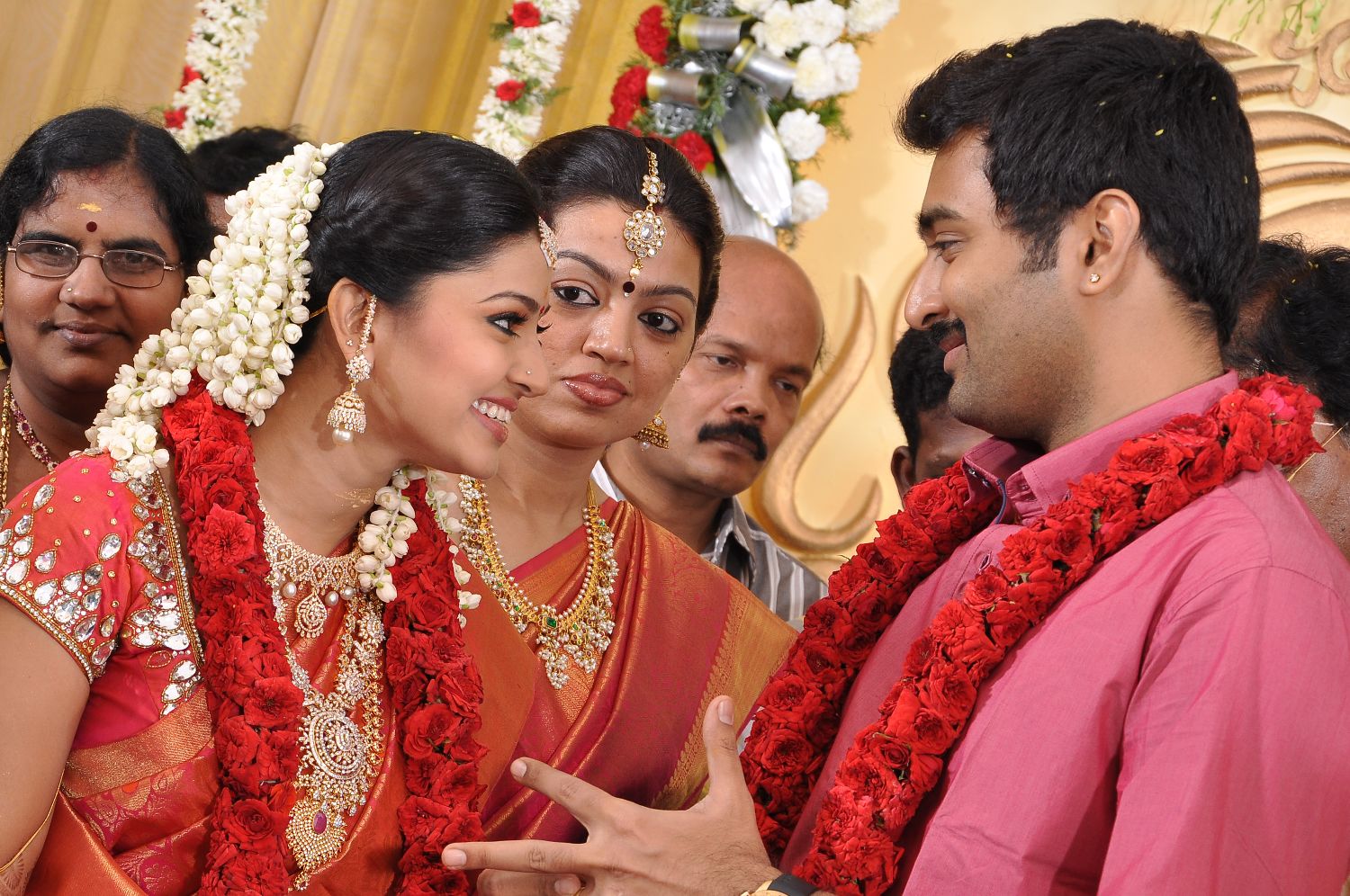 Sneha Prasanna Wedding Engagement photos.