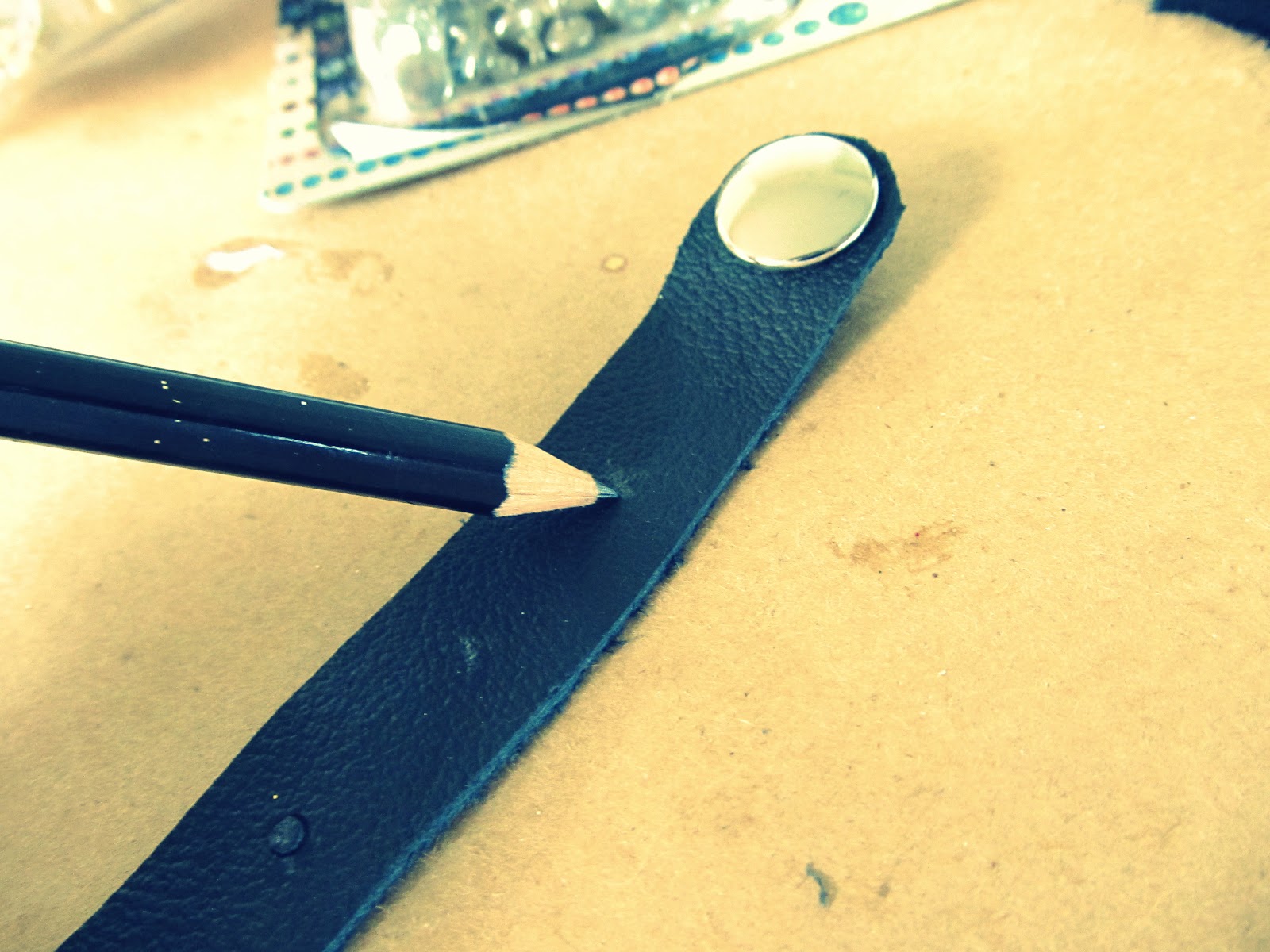 WobiSobi Leather and Rhinestone Bracelet, DIY.