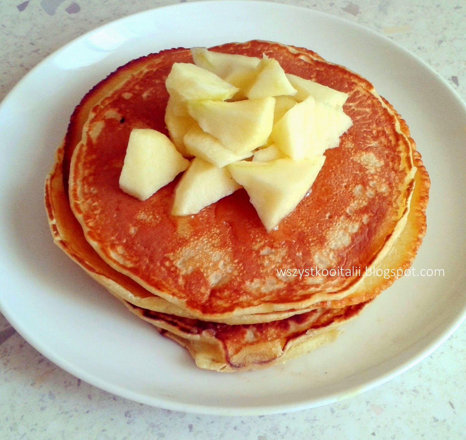 Wszystko o Italii PANCAKE CON MELE E MIELE pancakes z jabłkami i miodem