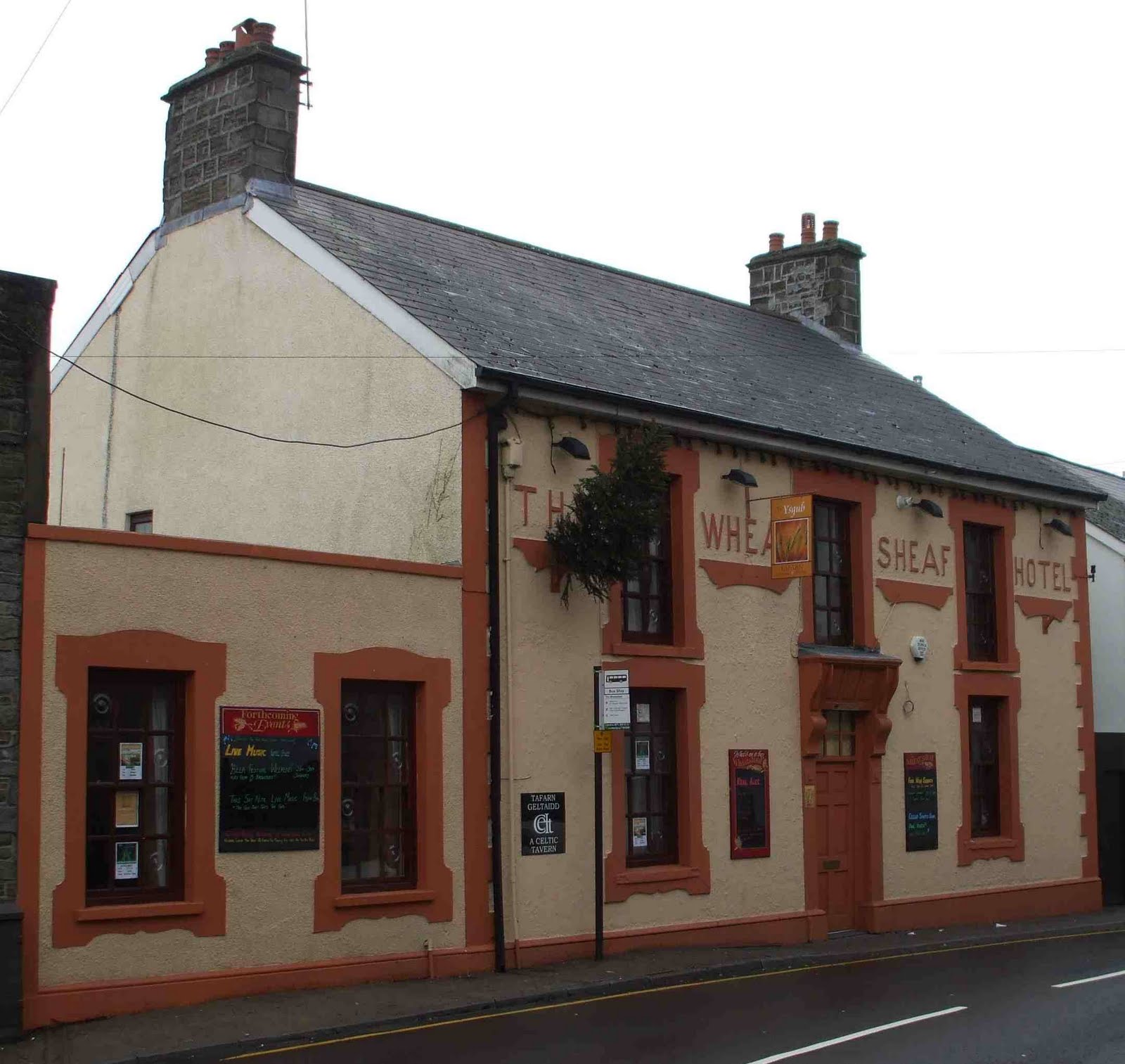 Brew Wales The Wheatsheaf, Llantrisant