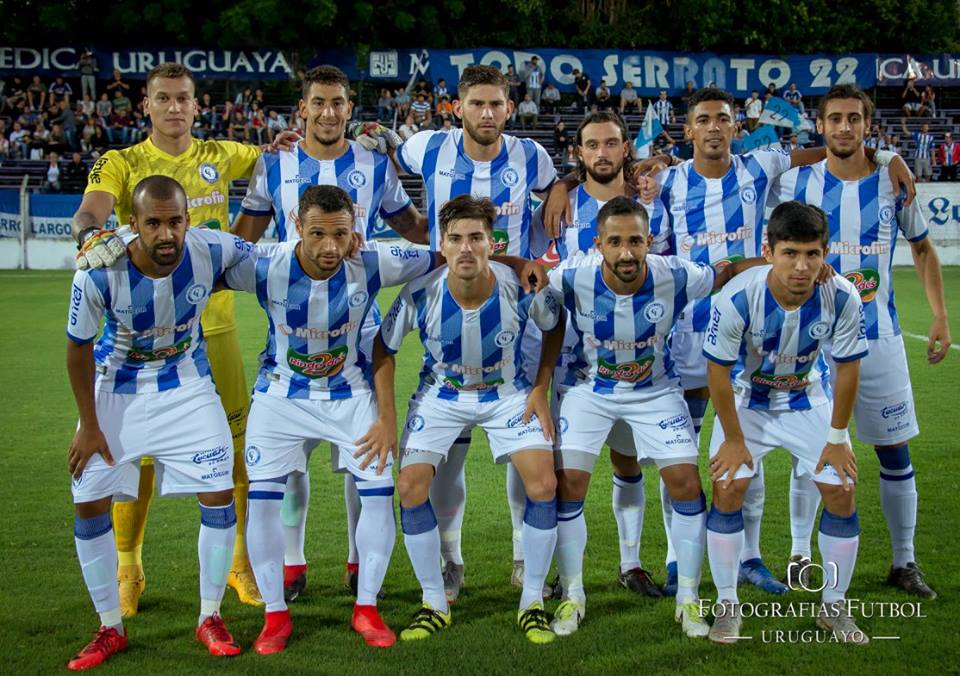 FÚTBOL DE CERRO LARGO WEB CERRO LARGO FC TRAS SU RESONANTE VICTORIA