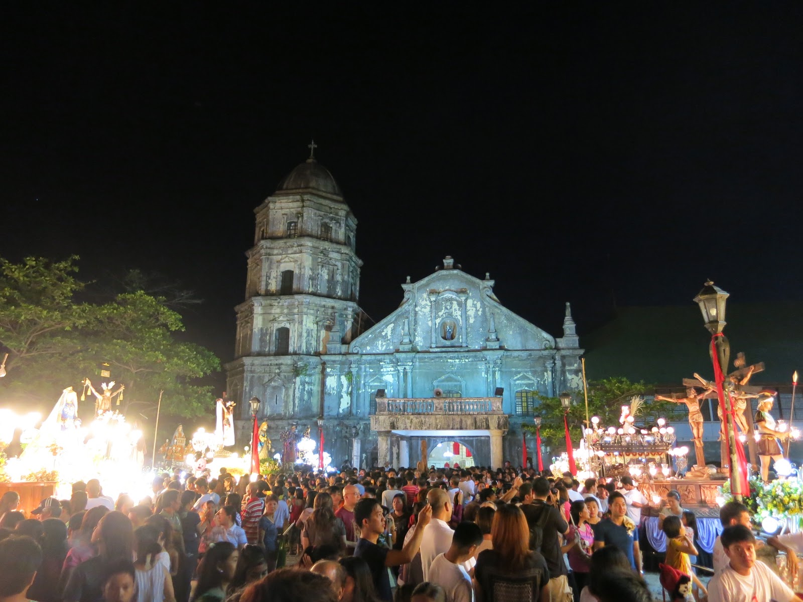 Splash of Yellow Semanta Santa (Holy Week) activities in the Philippines