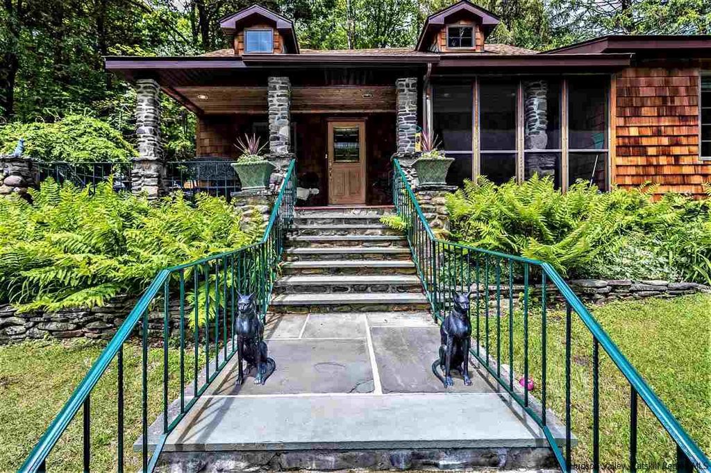 Sweet House Dreams Mayfair Lodge 1850 Adirondack Style Cabin in Shandaken, New York