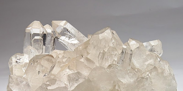 Mineral Quartz dan Kaitannya Dengan Penyebaran Batuan