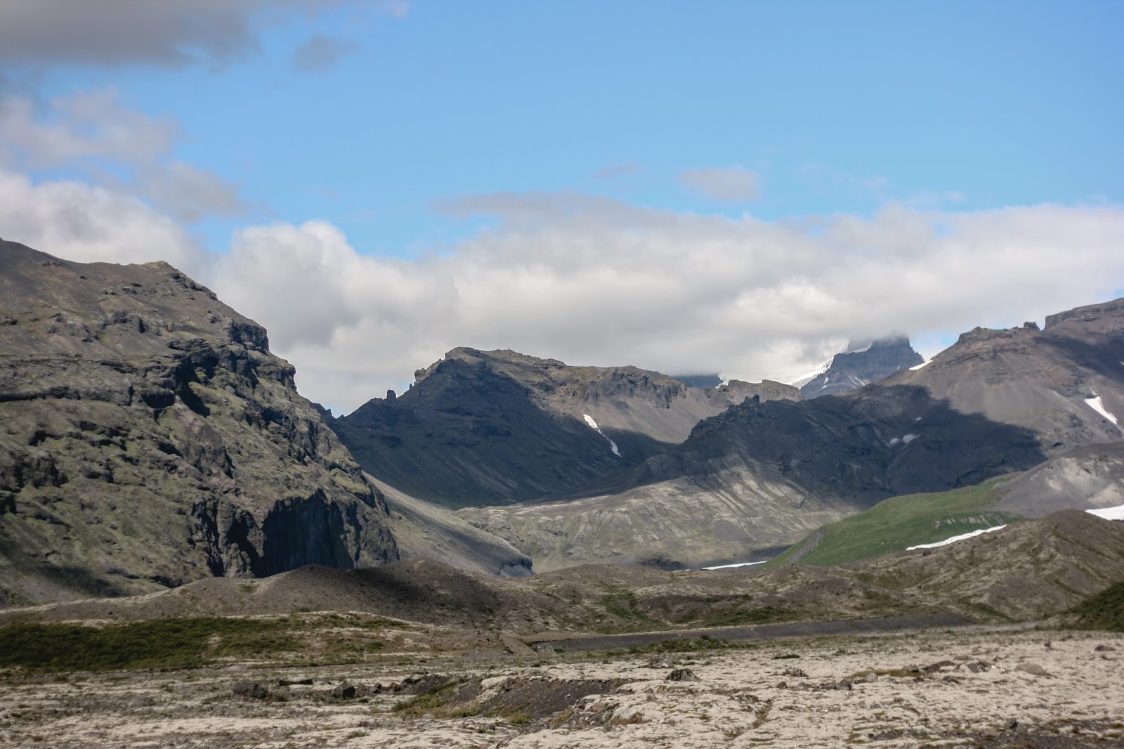 Stina Sæm bloggar um...