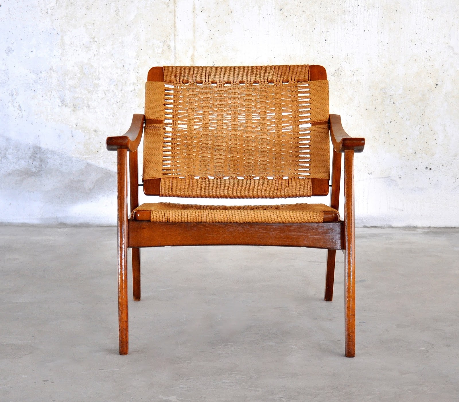 SELECT MODERN Hans Wegner Style Rope Lounge Chair
