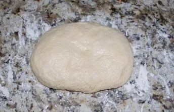 grease-the-dough-with-oil
