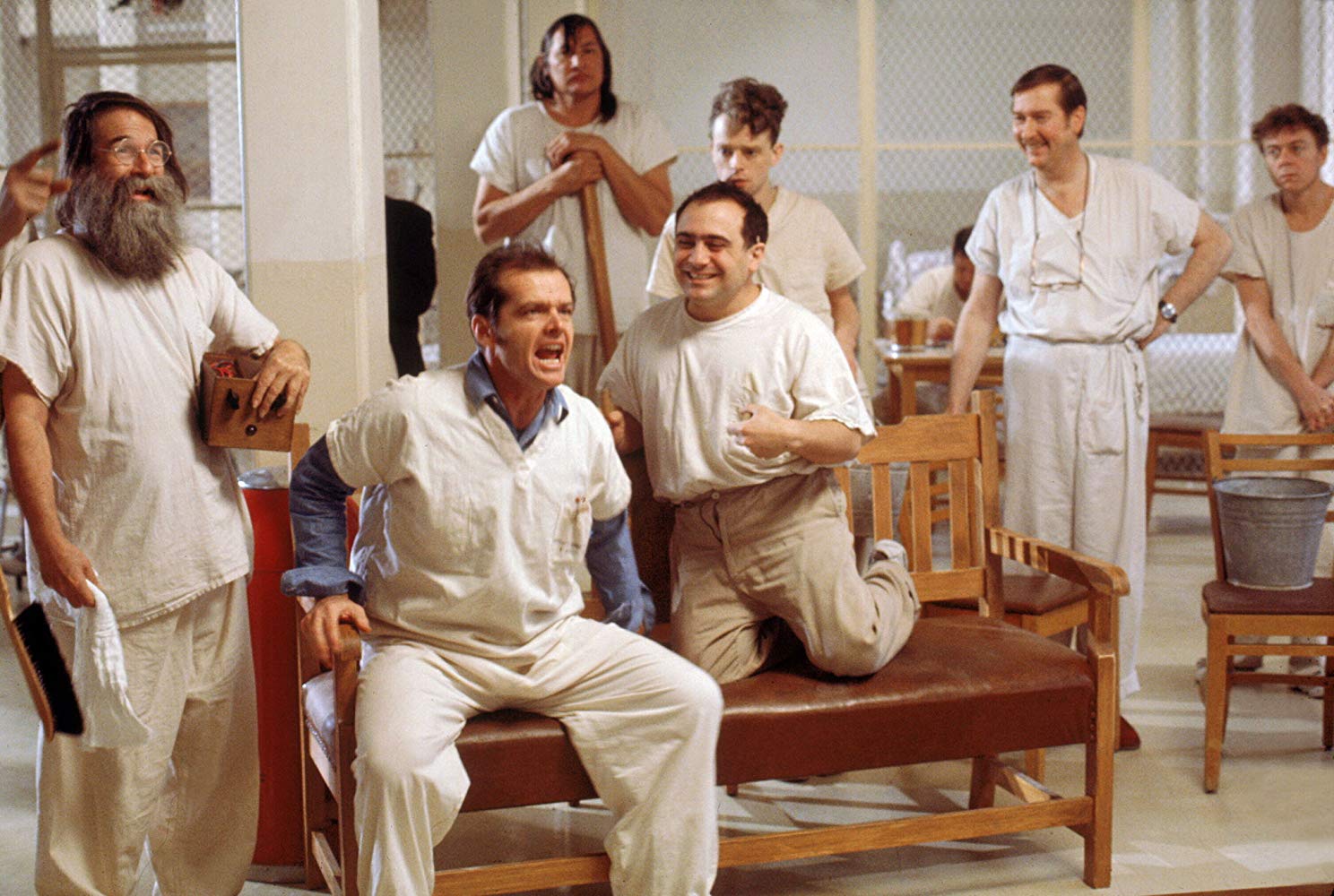 Movie Review "One Flew Over the Cuckoo's Nest" (1975) Lolo Loves Films