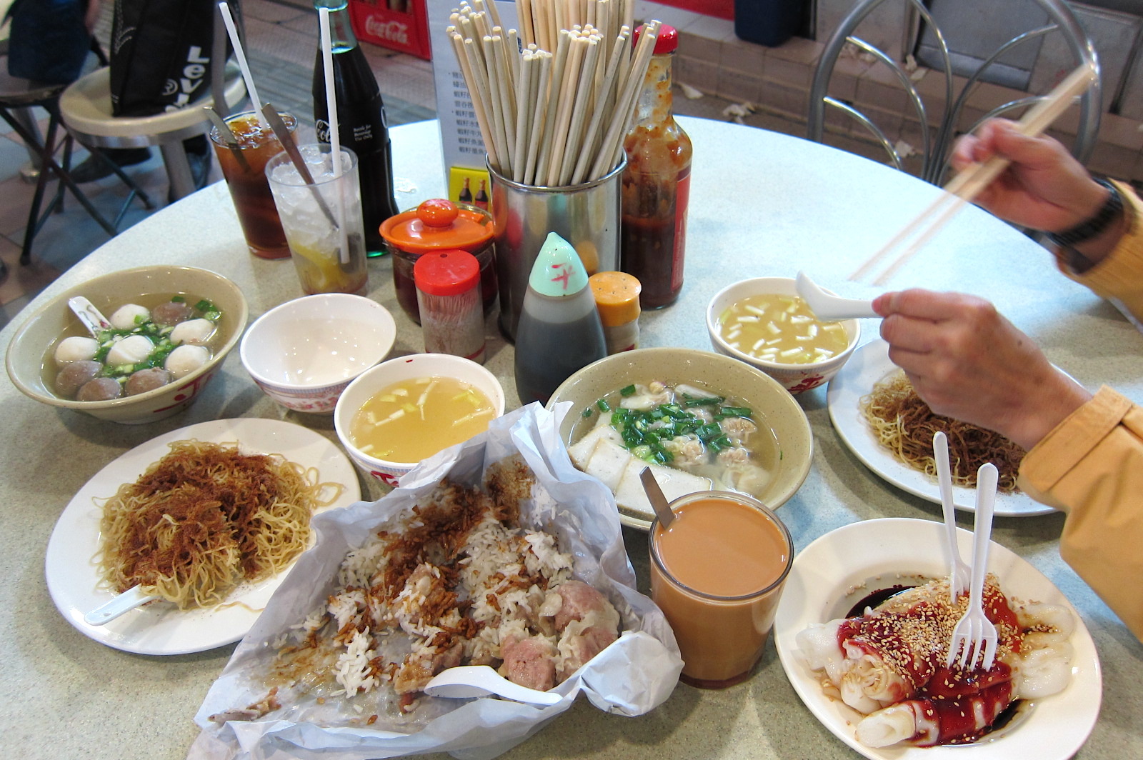 Top 6 Eats at Tai Po Market's Cooked Food Centre, Hong Kong / LUCY