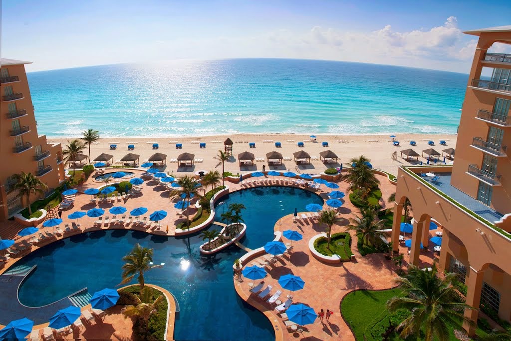 ritz carlton cancun cabana rental