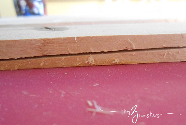 Creating a mini-pallet from wood shims DIY art, palet projects, wood shim, wall decor diy