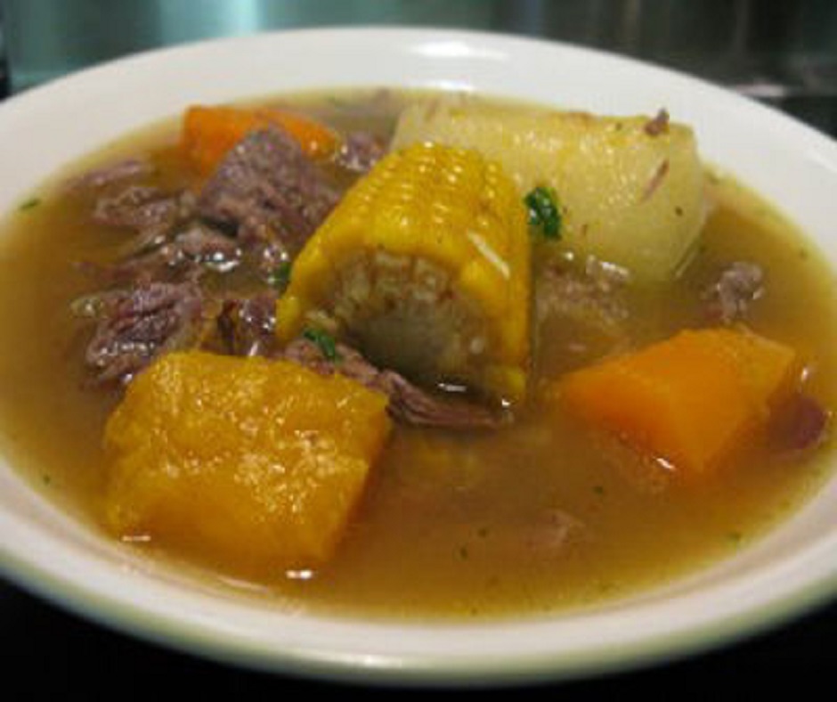 Te la Receto Consomé de Res Casero