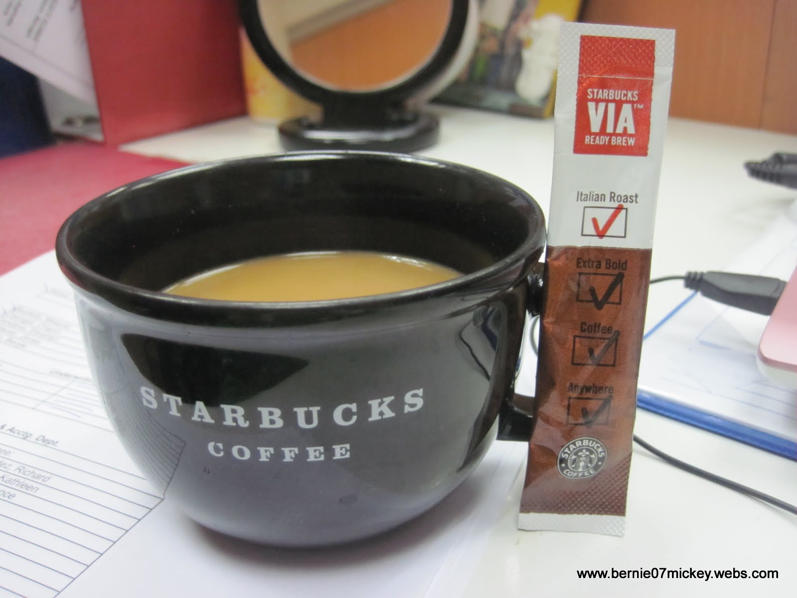 F1 Digital Scrapaholic: Starbucks Via Ready Brew