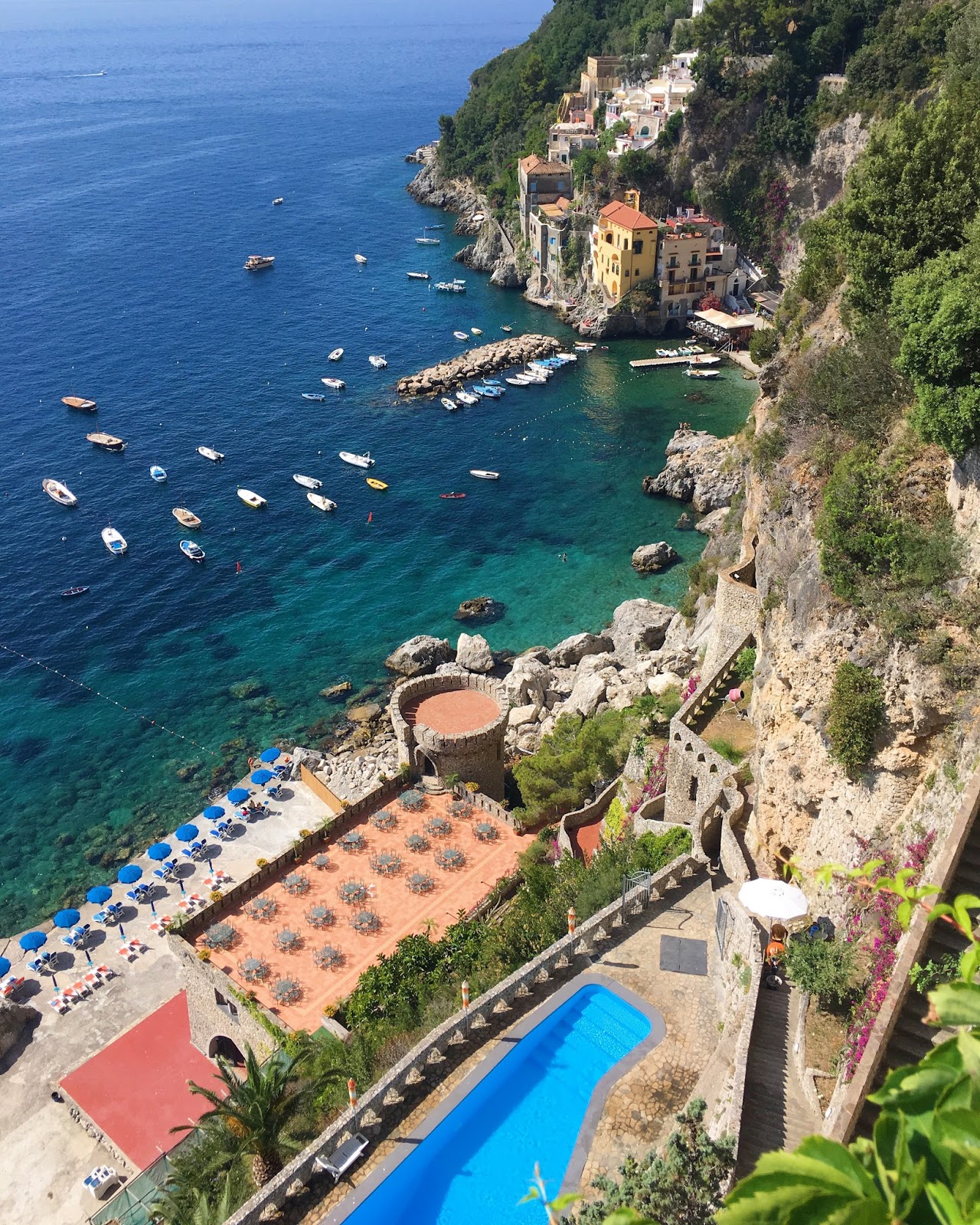 Sydney Hoffman: Amalfi Coast Travel Guide - Positano