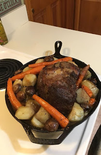 Cooking a Roast in a Cast Iron Dutch Oven, how to cook a roast in a cast iron dutch oven, Dutch Oven Pot Roast with Carrots and Potatoes, old fashioned pot roast, granddaddys pot roast, insulin pump,