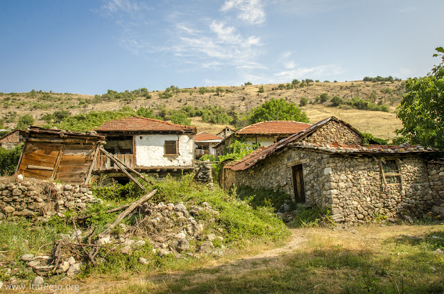 Gradeshnica village in Mariovo