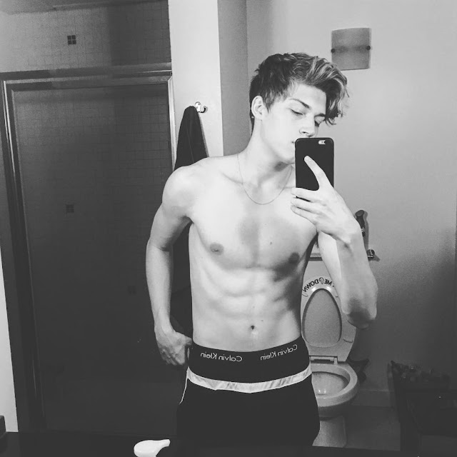 Shirtless People Hottie Ricky Garcia Shirtless Moments