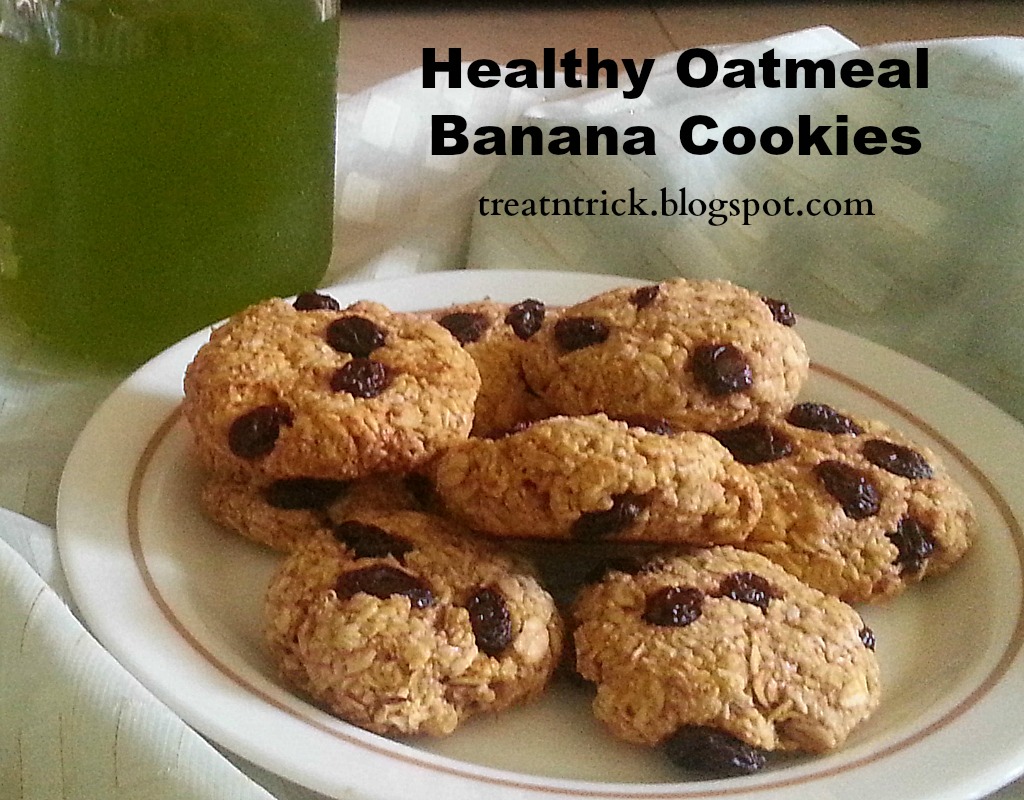 TREAT & TRICK HEALTHY OATMEAL BANANA COOKIES