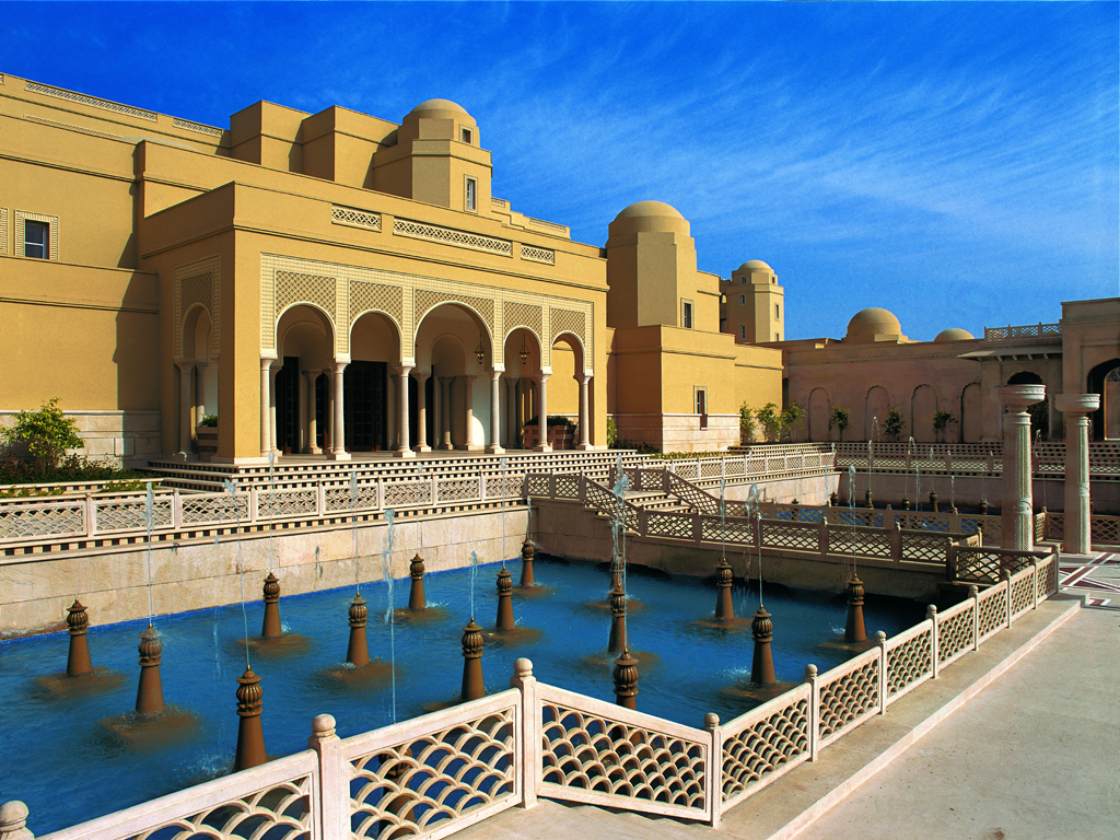 The Amazing World : The Oberoi Udaivilas, Udaipur, India