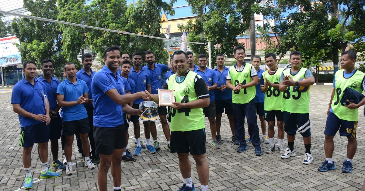 Poster Pertandingan Bola Voli Peraturan Permainan Bola