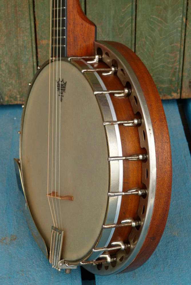 c.1930 Globe Resonator Tenor Banjo