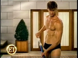 Hunksinswimsuits: Rib Hillis