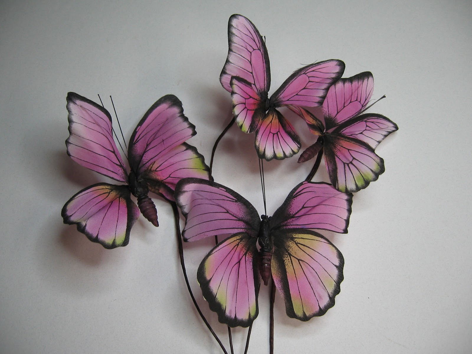 FAUSSES FLEURS / Artificial Flowers