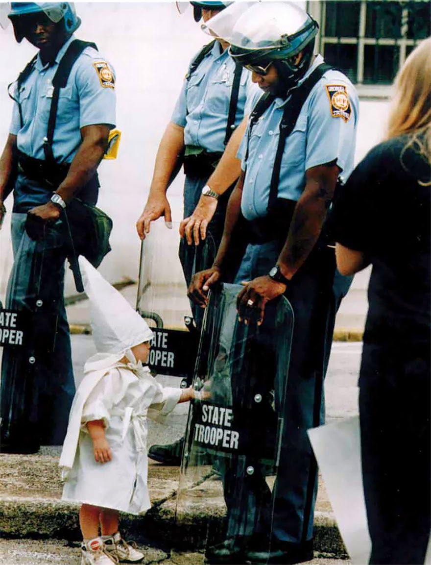 A KKK child and a black State Trooper meet each other, 1992