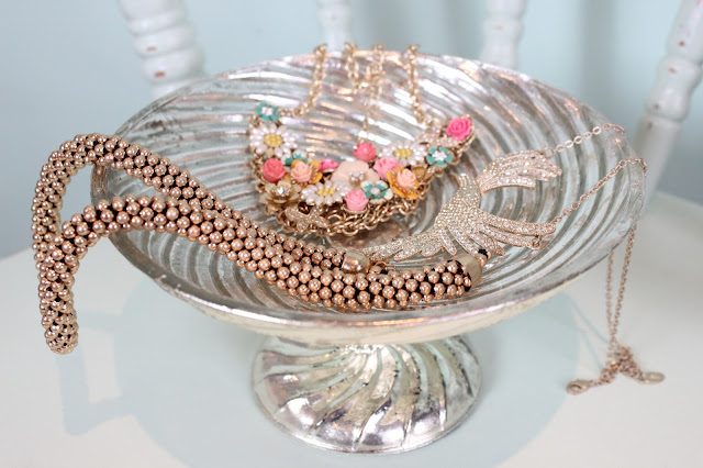 Statement Necklaces | Sprinkle of Glitter