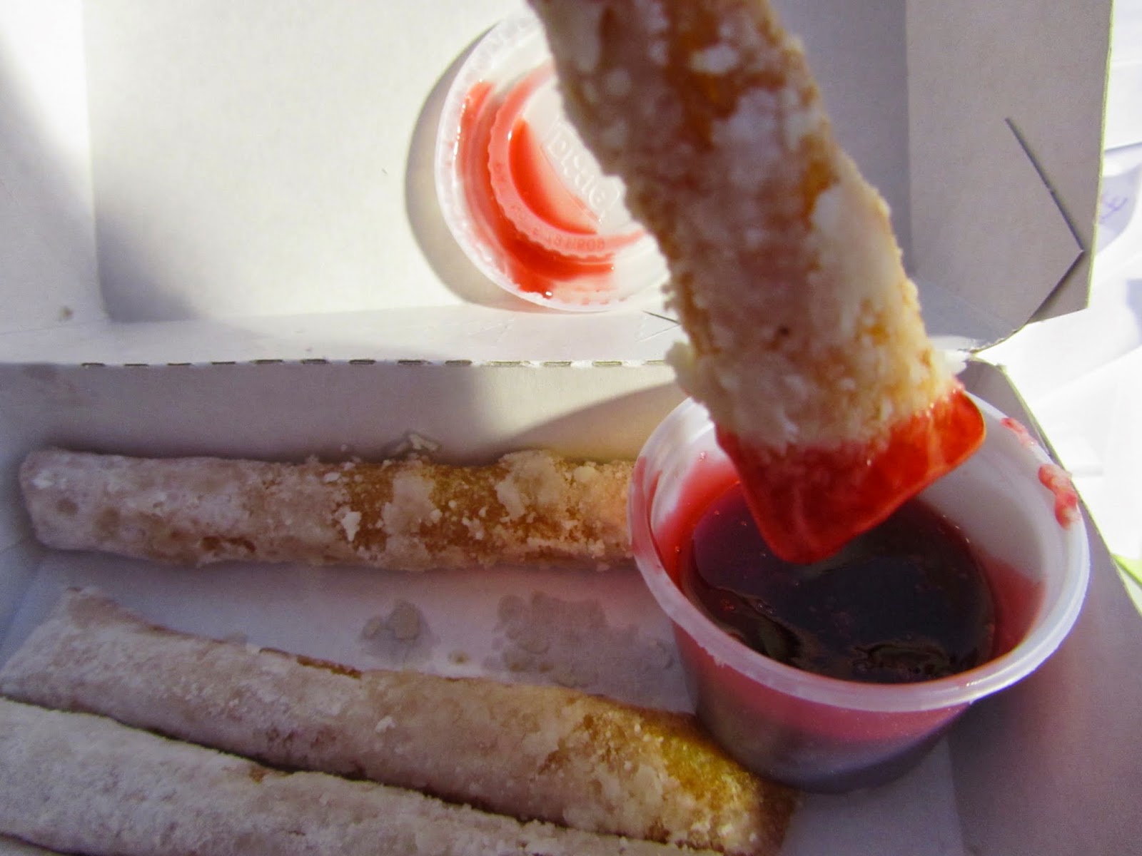 Pretty Tasty Reviews Harvey's Funnel Cake "fries" now in Ottawa!