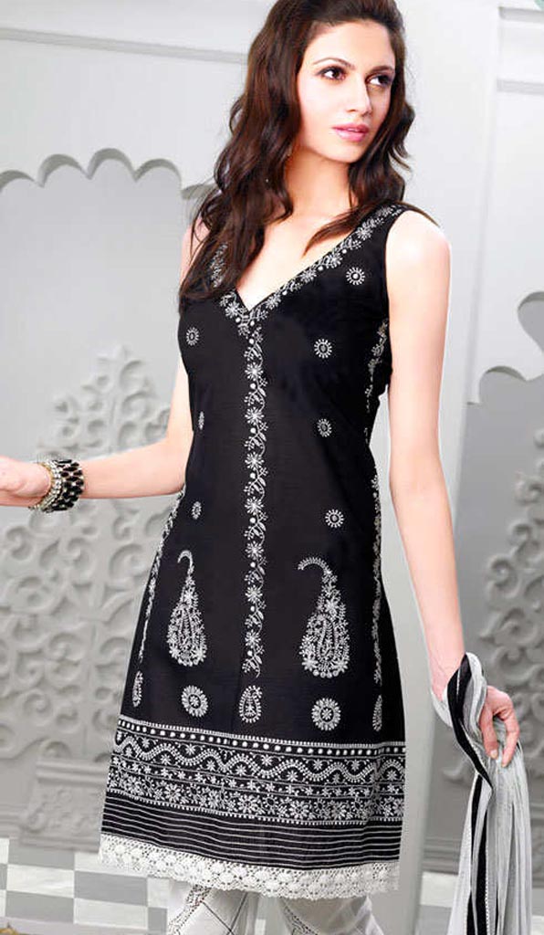 Only women secrets 25 stylish embroidery salwar kameez Only women secrets 25 stylish embroidery salwar kameez