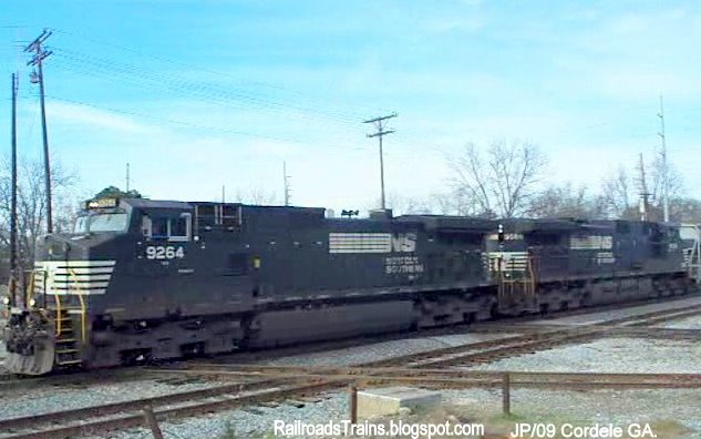 NS+9264+Norfolk+Southern+Railroad+on+the