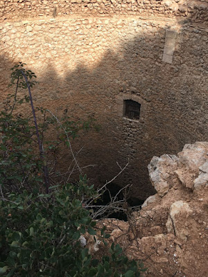 salida en familia, senderismo, font roja, menejador, Santuario de la Font Roja. Barranco del Infierno. Mirador de PIlatos, Mas de Tetuan, Cava Coloma, caminata,