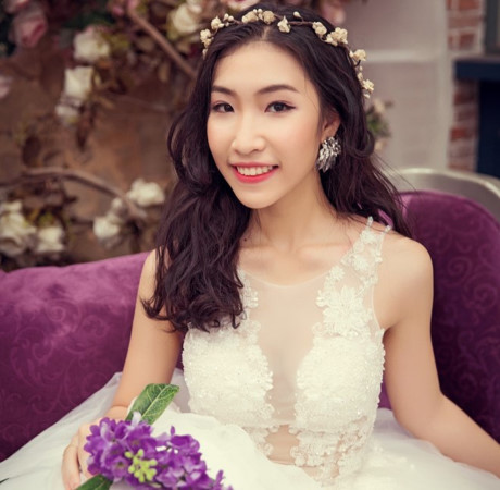 Ngam nhan sac long lay cua 15 nu sinh DH Ngoai thuong - Anh 4