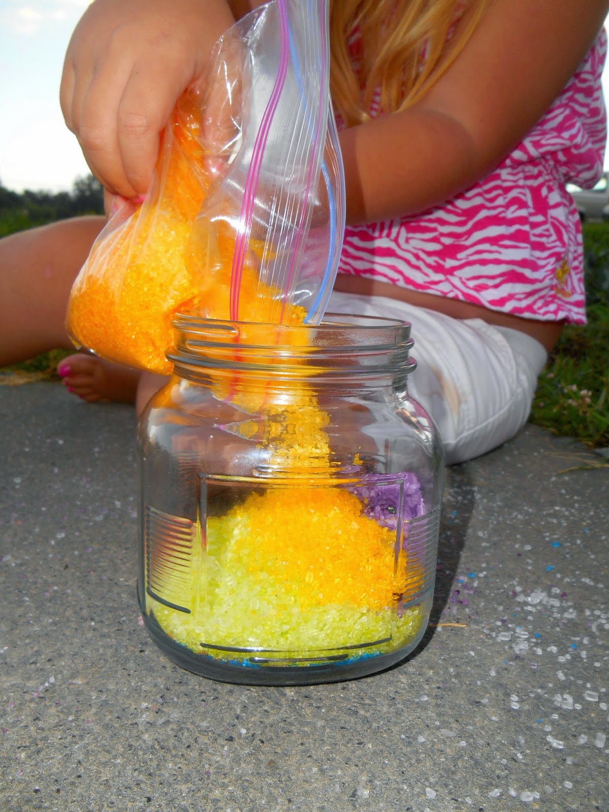 Life of the Modern Mommy Homemade Sand Art