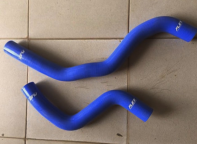 blue-car-radiator-hose-after-market